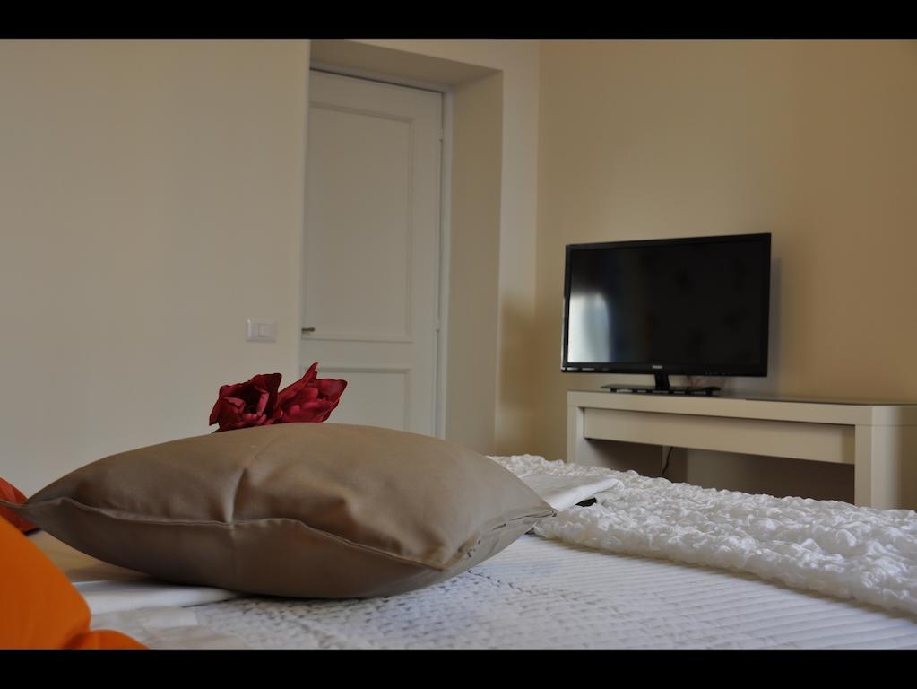 Just Colosseum Suite Rome Room photo